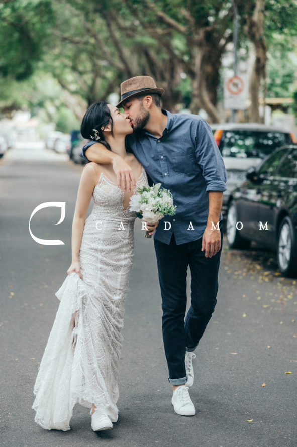 異國街拍婚紗攝影｜漫步浪漫街道的自在時光