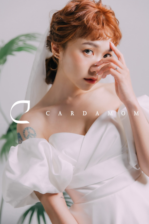 室內光影藝術婚紗｜棚拍婚紗攝影推薦｜荳蔻攝影工作室 CARDAMOM